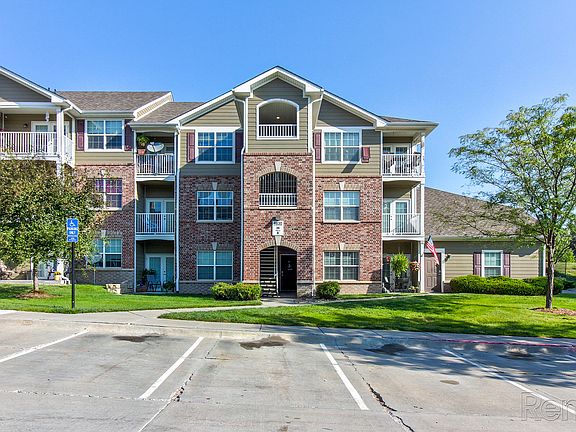2nd image of 9852 Josephine Ct #19288