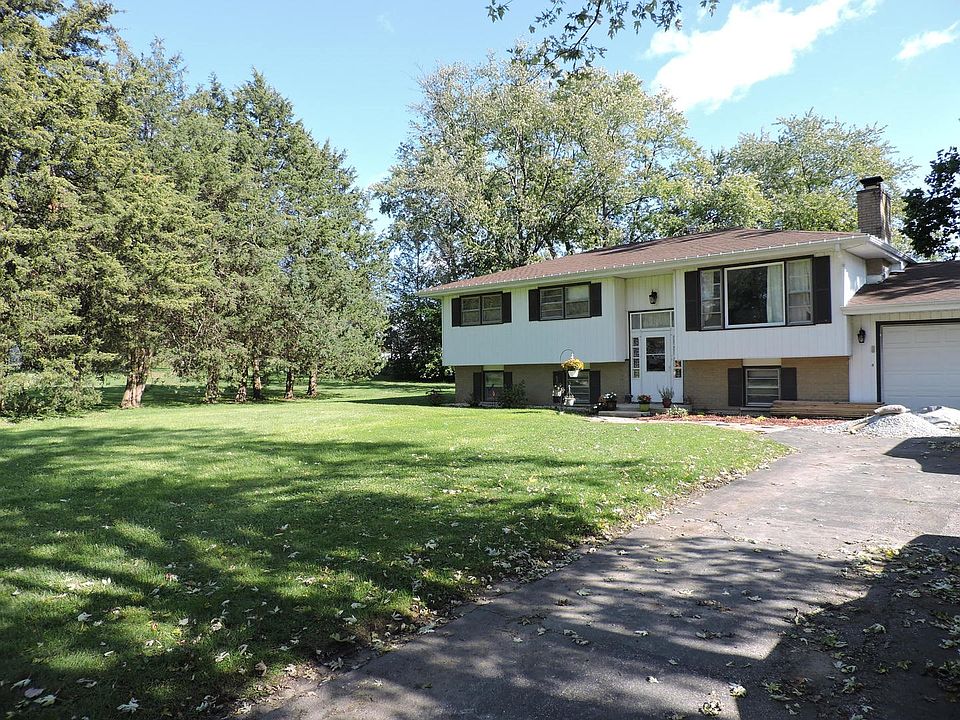 1st image of 18753 S Bruce Ct