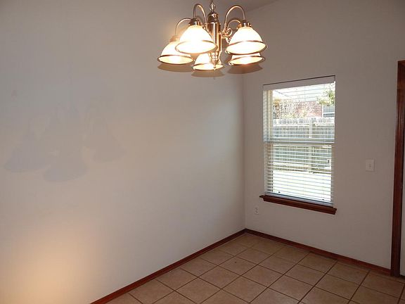 4th image of 18109 Viento Dr