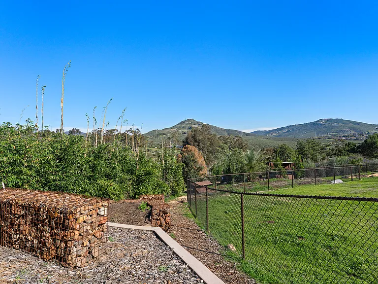 3605 1/2 Fortuna Ranch Rd — Photo 67
