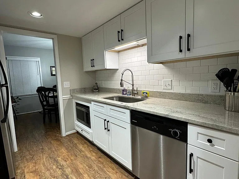 2517 Patriot Way #D — Photo 5