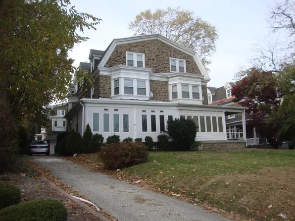 2805 W Queen Ln APT 3F, Philadelphia, PA 19129