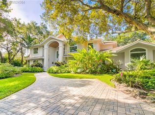 9 NE Lofting Way, Sewalls Pt, FL 34996