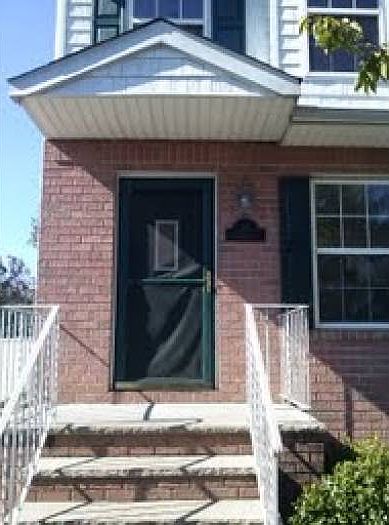 1st image of 11 Sierra Ct