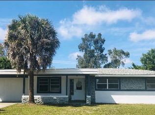 1139 NE Pine Island Ln, Cape Coral, FL 33909