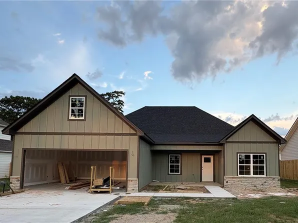 1025 Lee Road 213, Phenix City, AL 36870