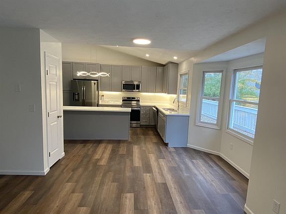 5th image of 3955 N Rosewood Ct