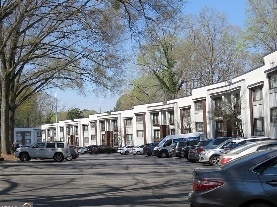 1st image of 1445 Monroe Dr NE APT C39