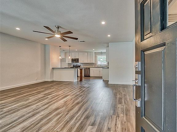 3rd image of 5301 Kayway Dr