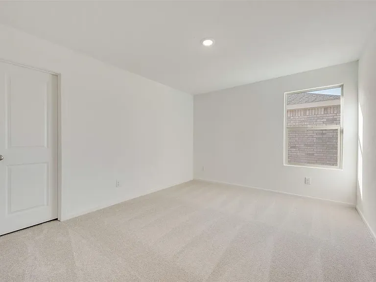 233 Ashbrook St — Photo 21