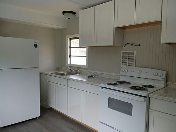 2nd image of 3701 14th St W Lot 101