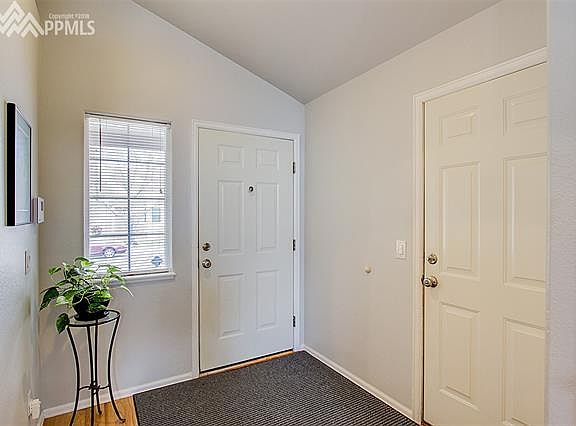 4th image of 6334 Gemfield Dr