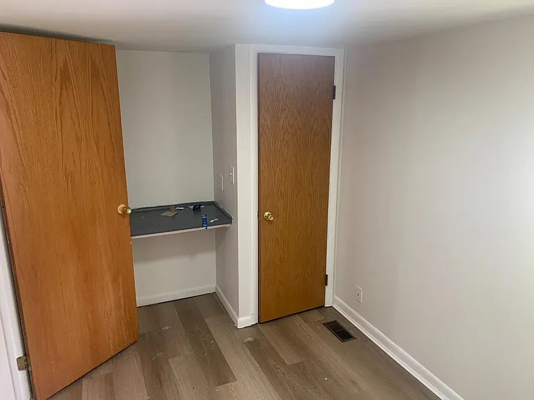 106 N Olive St — Photo 8