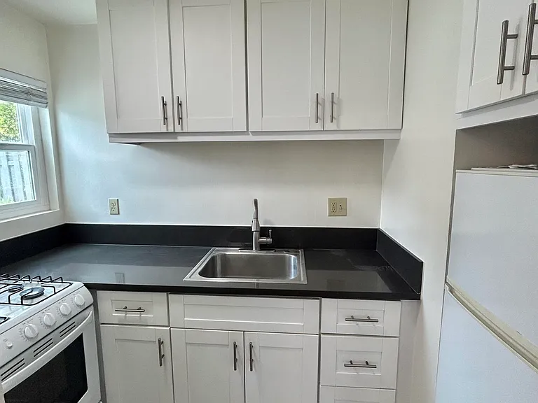 47 Ocean View Ave #6 — Photo 5