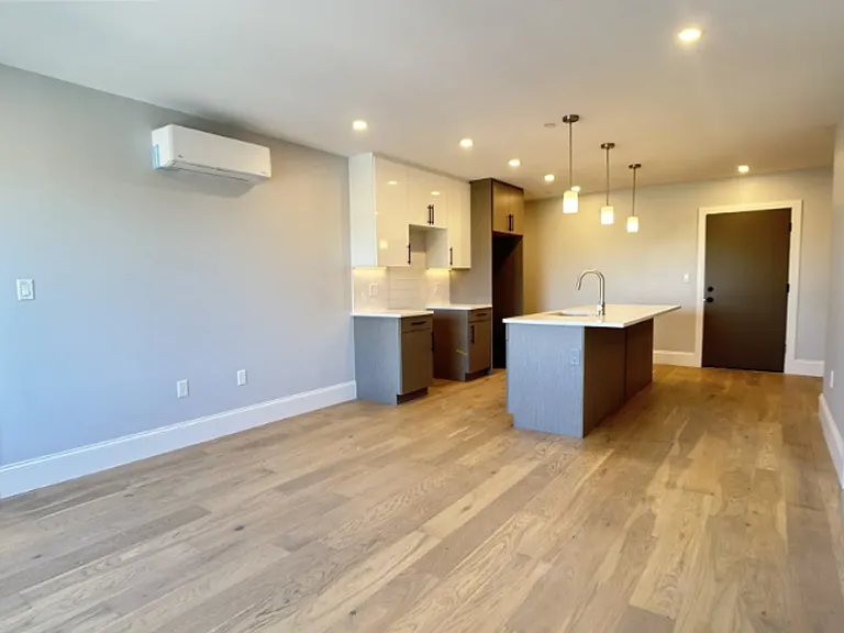 425 Market St #200 — Photo 1