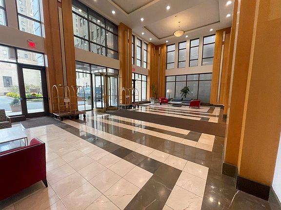 3rd image of 4 Beacon Way APT 514