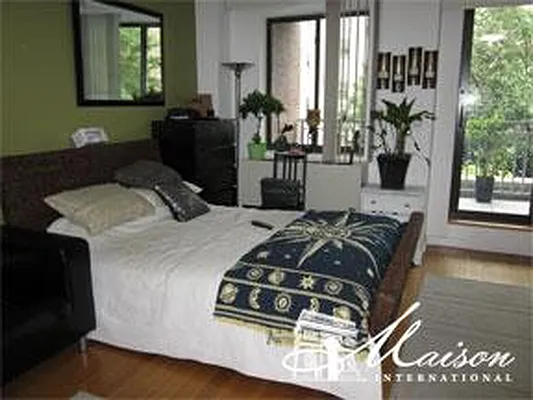 Rented by Maison International | media 12