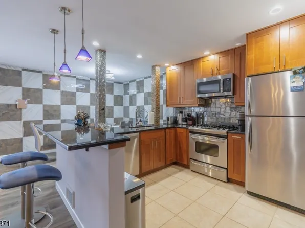 1190 W St Gorge Ave C-31 BLDG 1190 #C31, Linden City, NJ 07036