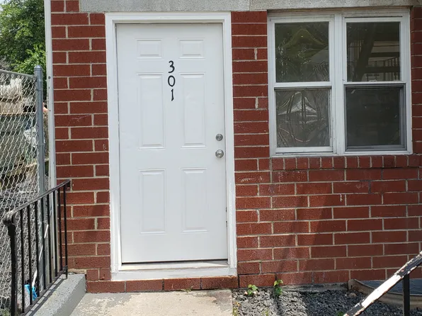 301 South Avenue 301 image 2 of 12