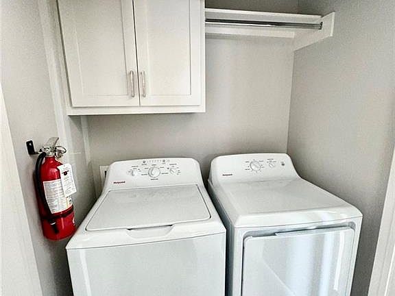 5th image of 2501 Indian Creek Ave #1