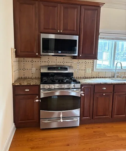 88 Maple Tree Ave #E — Photo 7