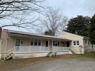 2411 Van Buren St APT 2, Fredericksburg, VA 22401