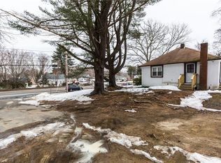 496 Putnam Pike, Smithfield, RI 02828