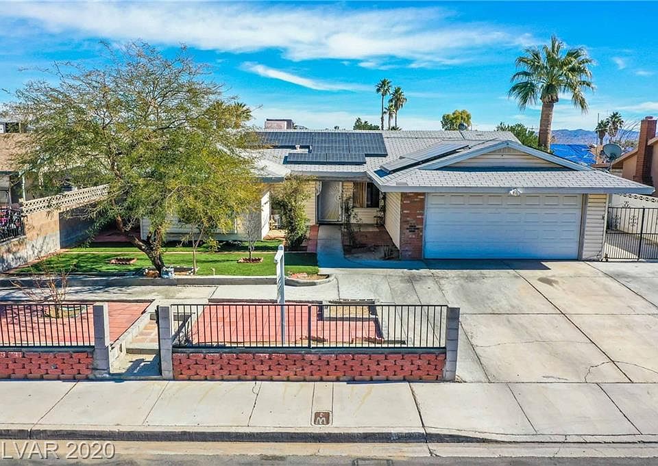 1st image of 4438 Annie Oakley Dr