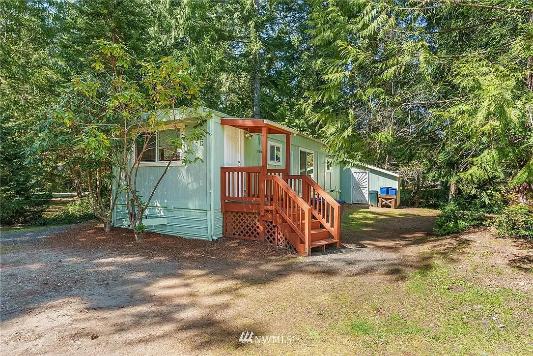 61 E Tahuya Dr photo 1