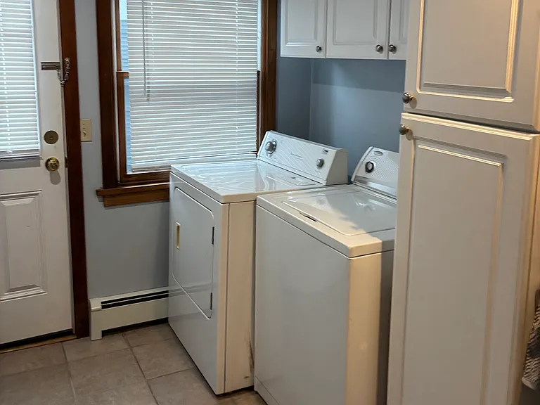 16 Robertson Rd — Photo 5