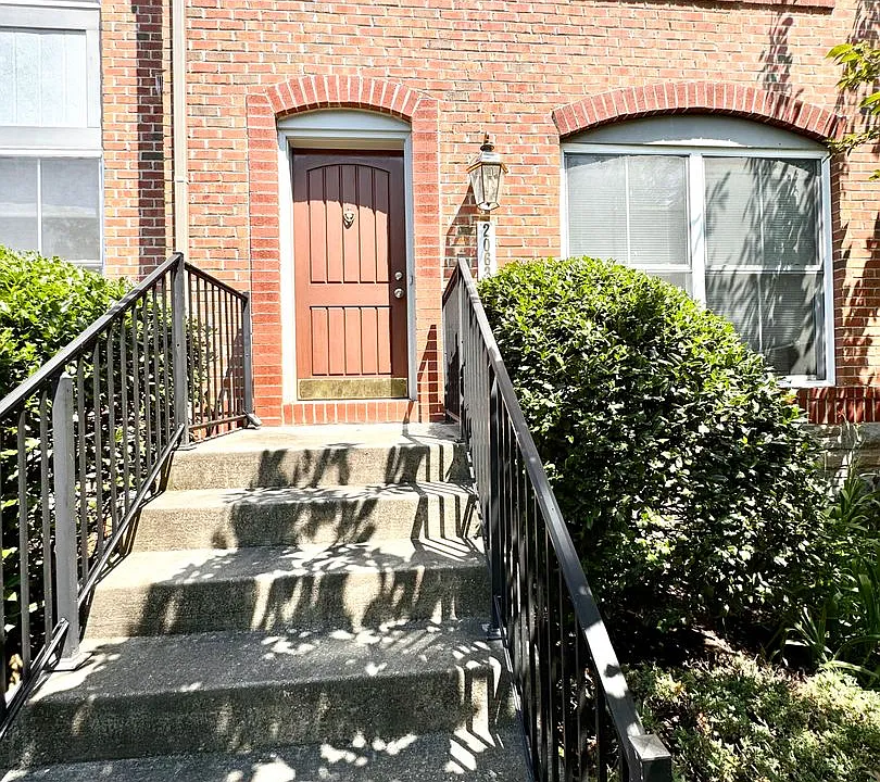 2062 Clipper Park Rd