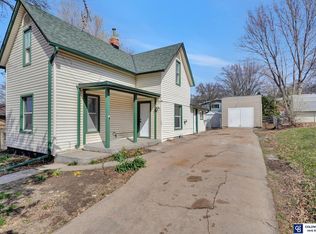4432 S 49th St, Lincoln, NE 68516