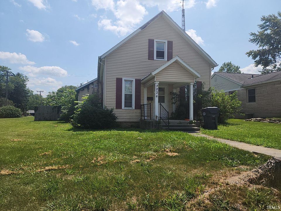 1st image of 224 N Main St