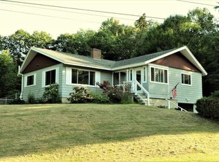 106 Park St, Farmingdale, ME 04344