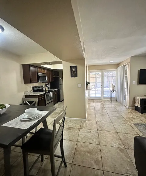 Cedar Creek Condominiums — Photo 21