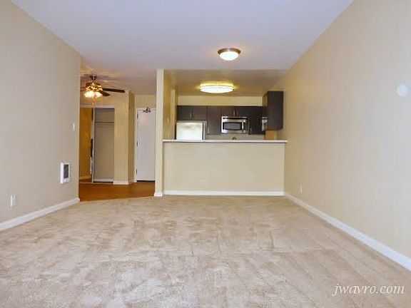 3rd image of 478 Warren Dr #520