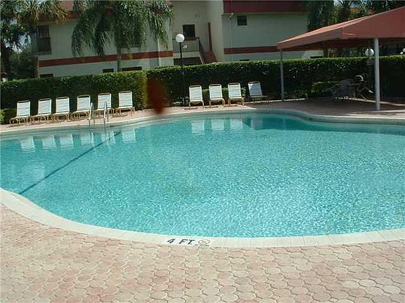 3rd image of 2904 Carambola Creek #2095