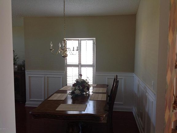 3rd image of 1874 Willesdon Dr W