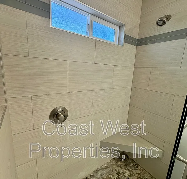 2030 Diamond St #A — Photo 14