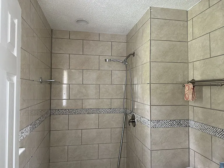 859 Goldrock Rd — Photo 5