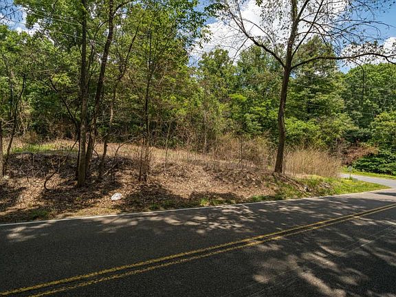 3rd image of Herrin Dr