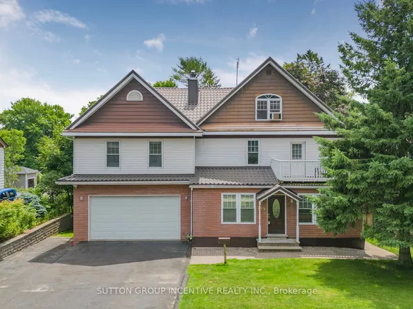 149 Blake St, Barrie, ON L4M 1K4