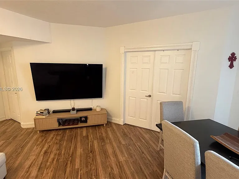 735 SW 148th Ave #1711 — Photo 10