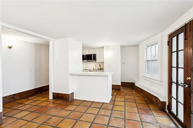 6204 Delord St — Photo 3