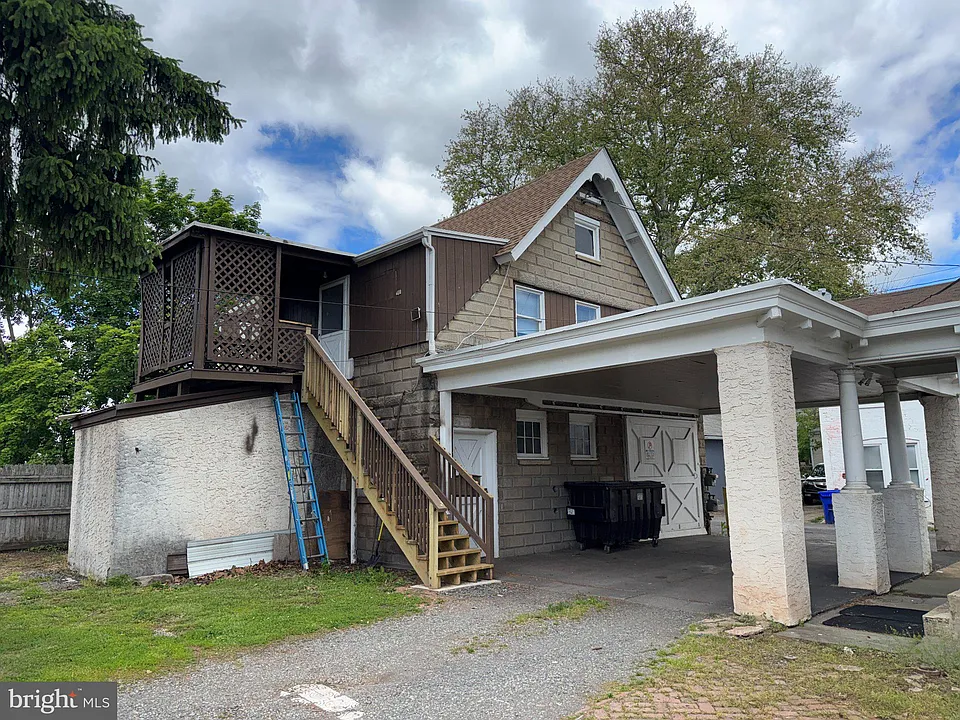 261 N York St #CARRIAGE HOUSE