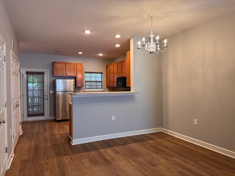 125 Humberside Dr — Photo 21