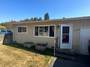 4208 Loop Rd, Fortuna, CA 95540