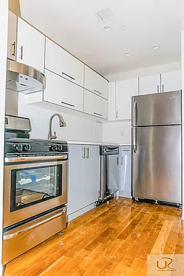 Rented by Urban Realty NYC | media 28