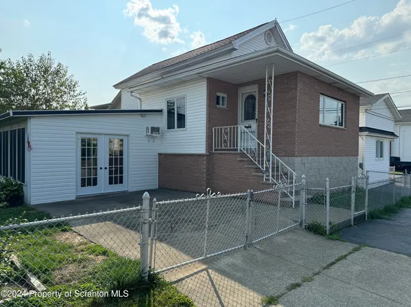 804 Beech St, Scranton, PA 18505