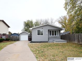 2010 W Q St, Lincoln, NE 68528